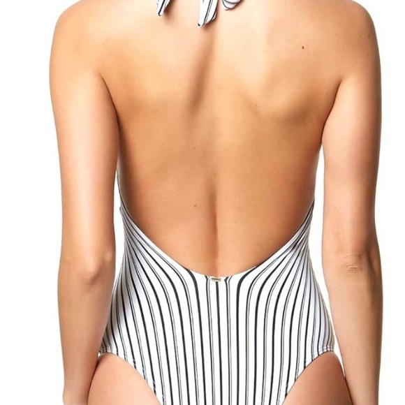 O’Neill one piece striped keyhole cheeky bathing suit size small - Picture 10 of 10
